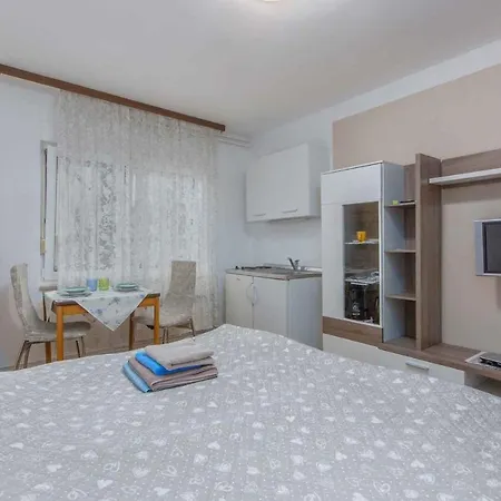 Apartment Studio In - Istrien 44044